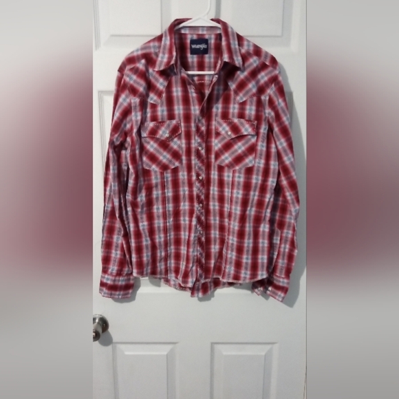 Wrangler Men's Red and White Checkered Shirt - Picture 1 of 6